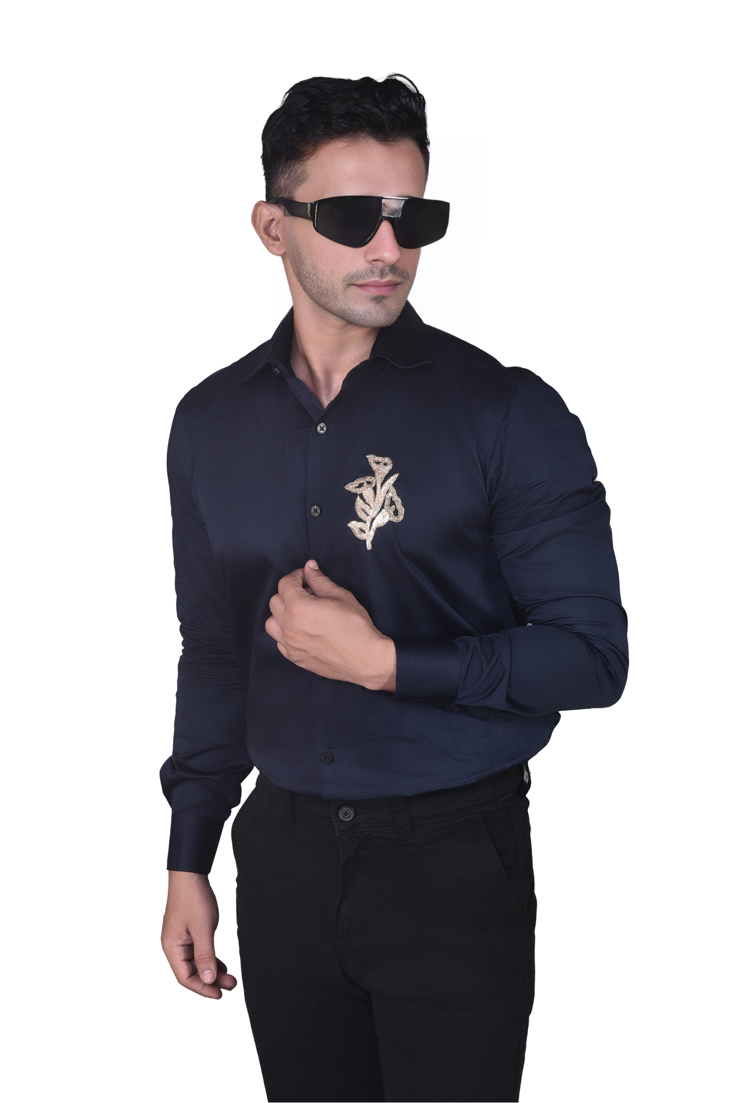 FLOWER EMBROIDERED ON A SHIRT