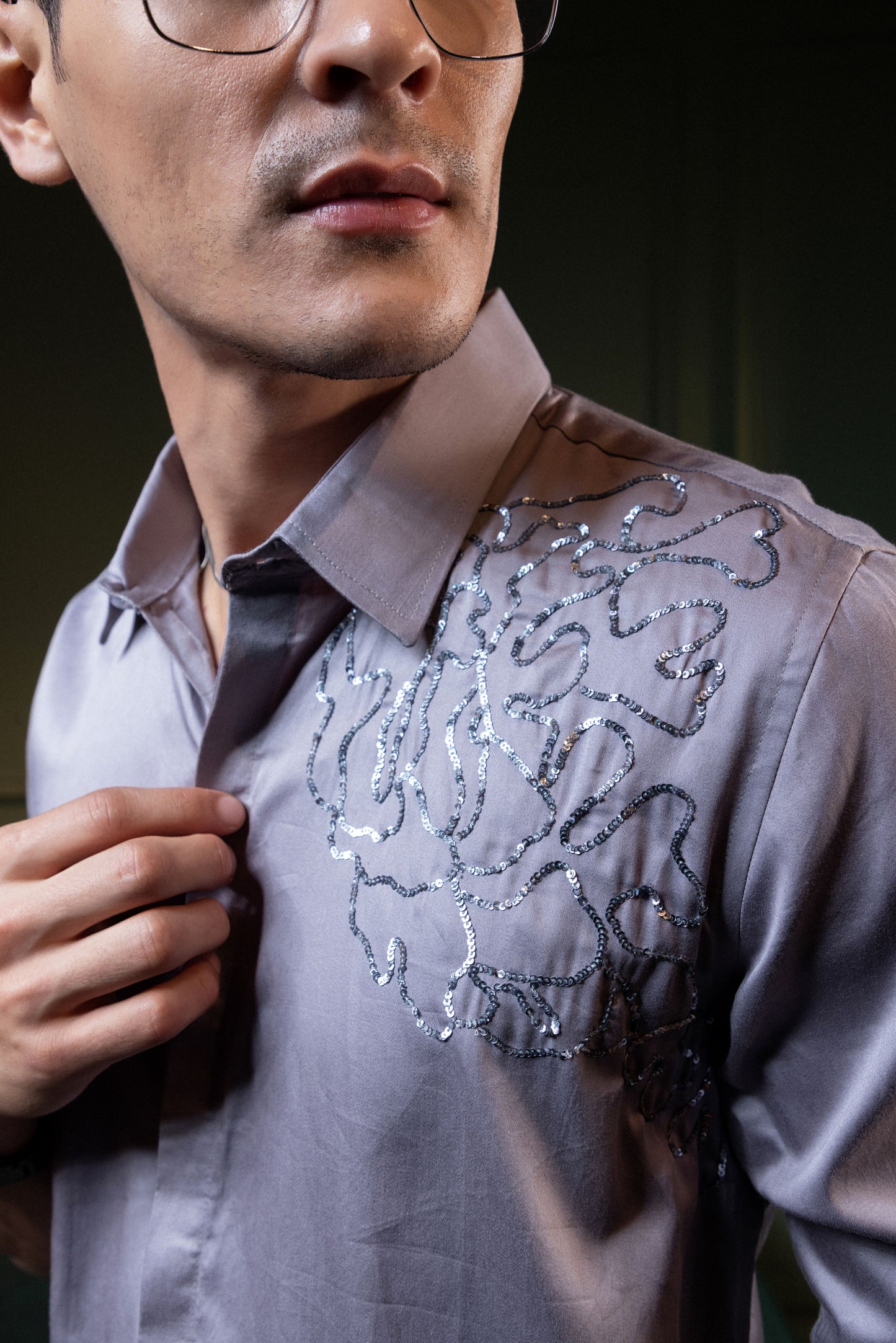 "GRAY WEB" EMBROIDERED ON A SHIRT