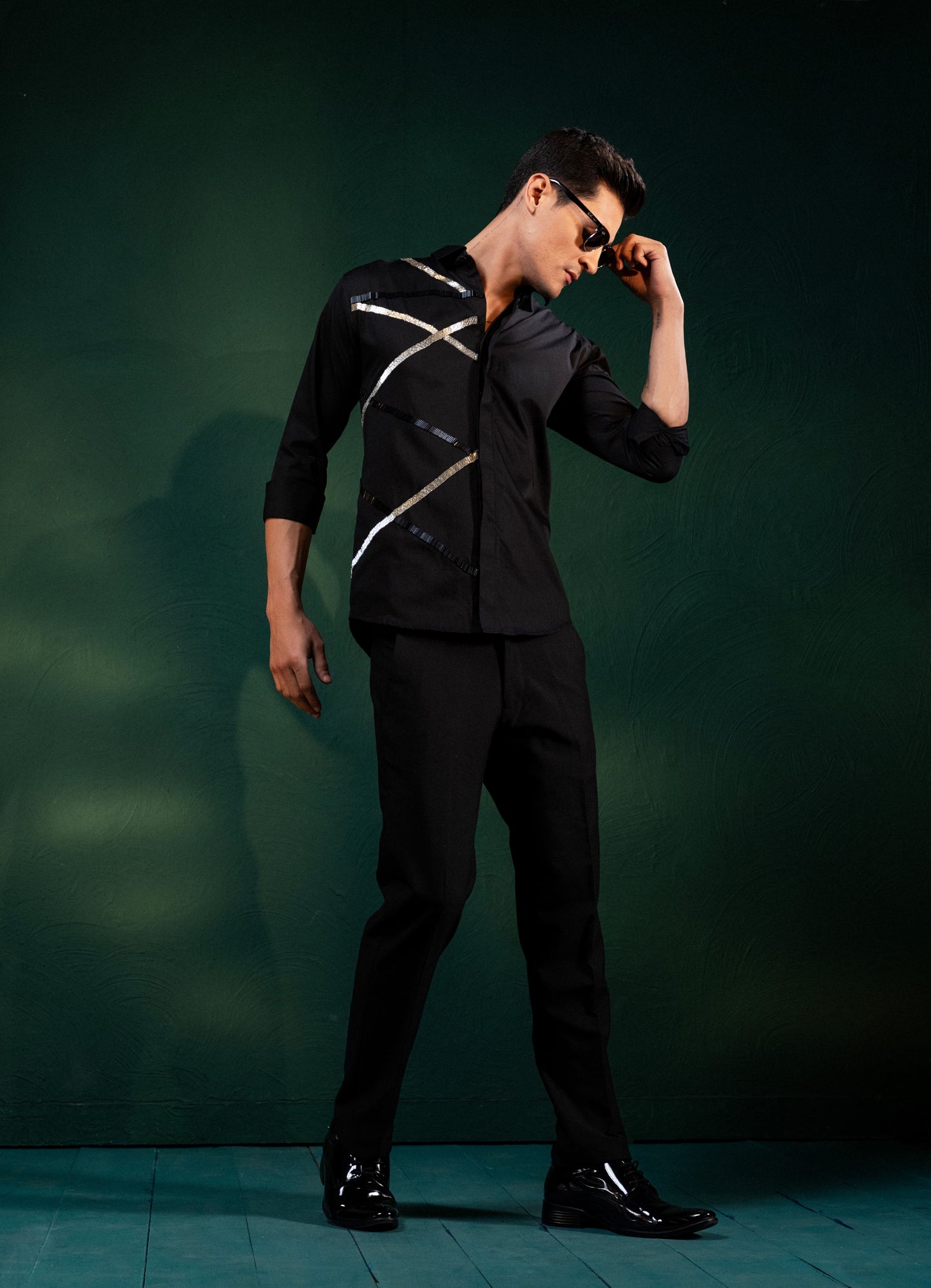 "LINE PATTERN" EMBROIDERED ON A SHIRT