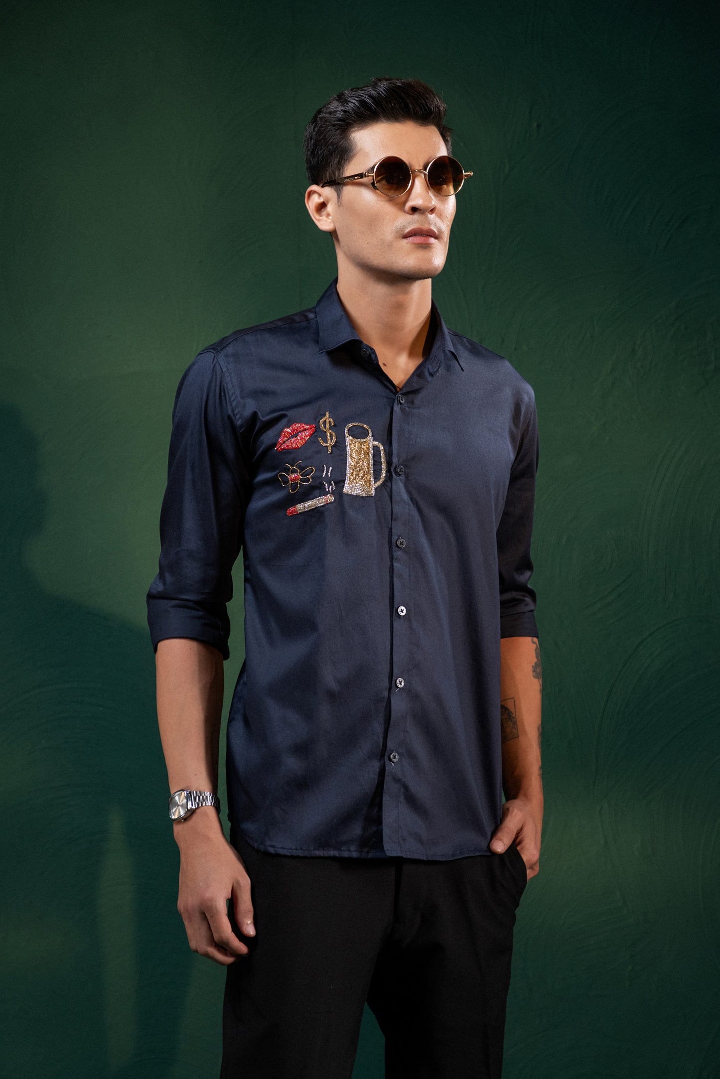 "SHIRT PERFECTLY EMBROIDERED FOR A PARTY"