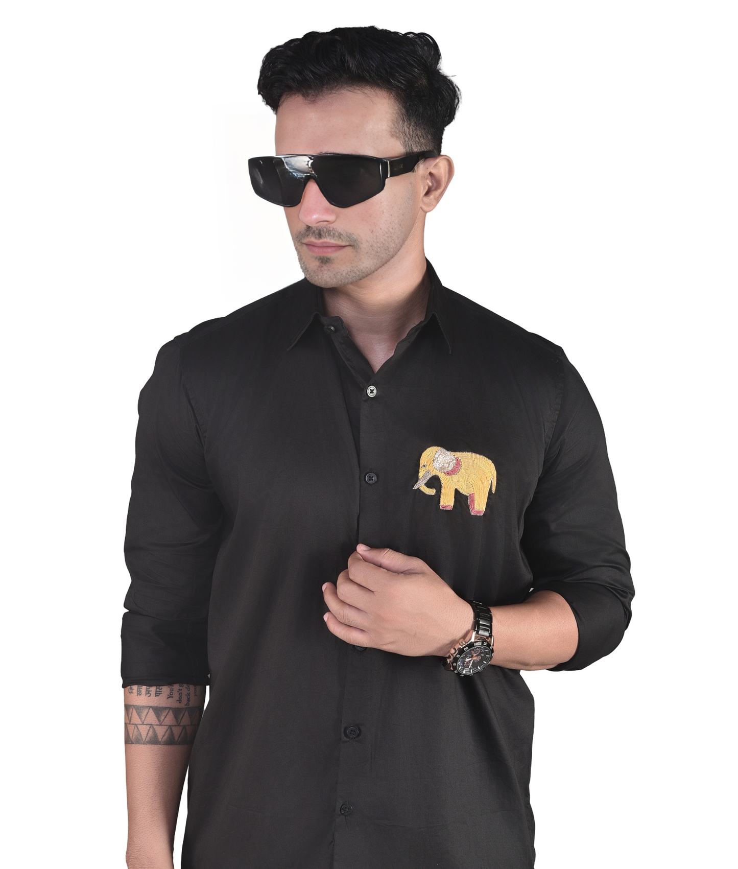 CUTE ELEPHANT EMBROIDERED ON A BLACK SHIRT