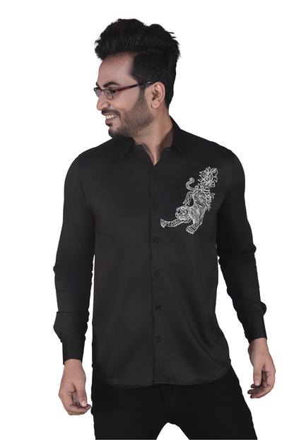 TIGER HAND EMBROIDERED ON A BLACK SHIRT