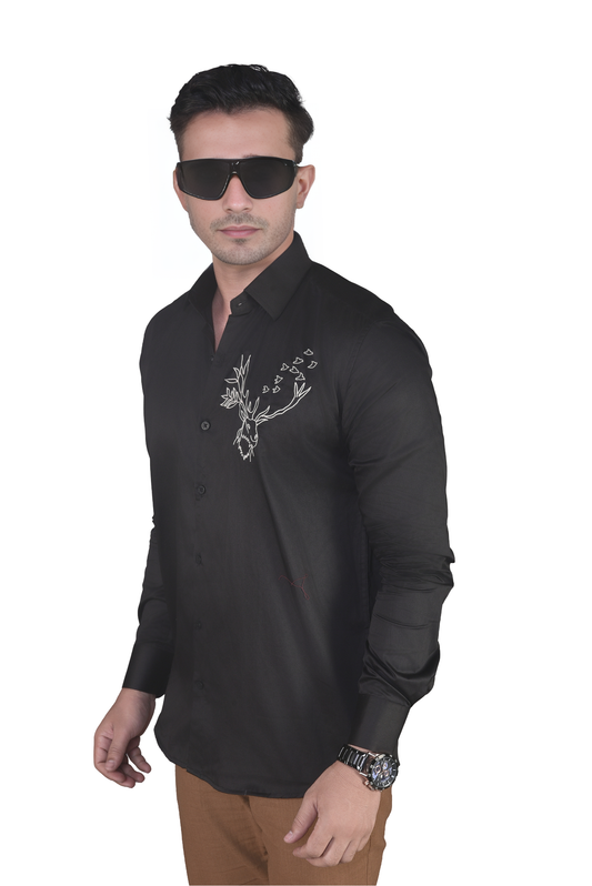 REINDEER EMBROIDERY ON BLACK SHIRT