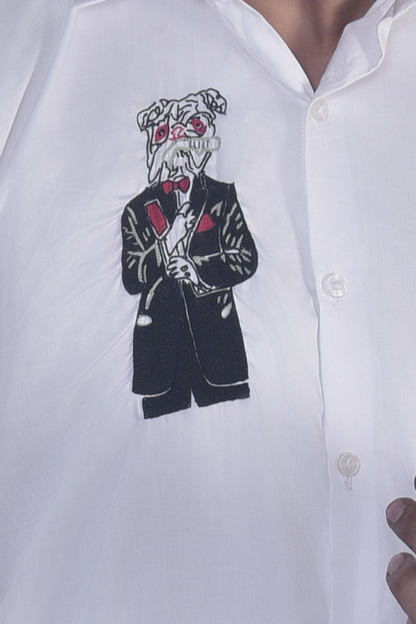 WHITE SHIRT WITH A MAN IN FORMAL