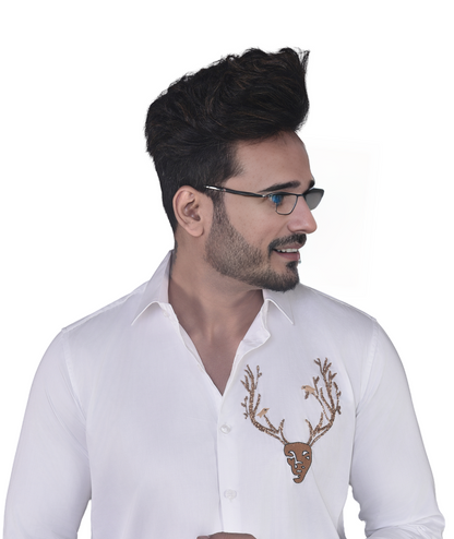 REINDEER EMBROIDERED ON SHIRT