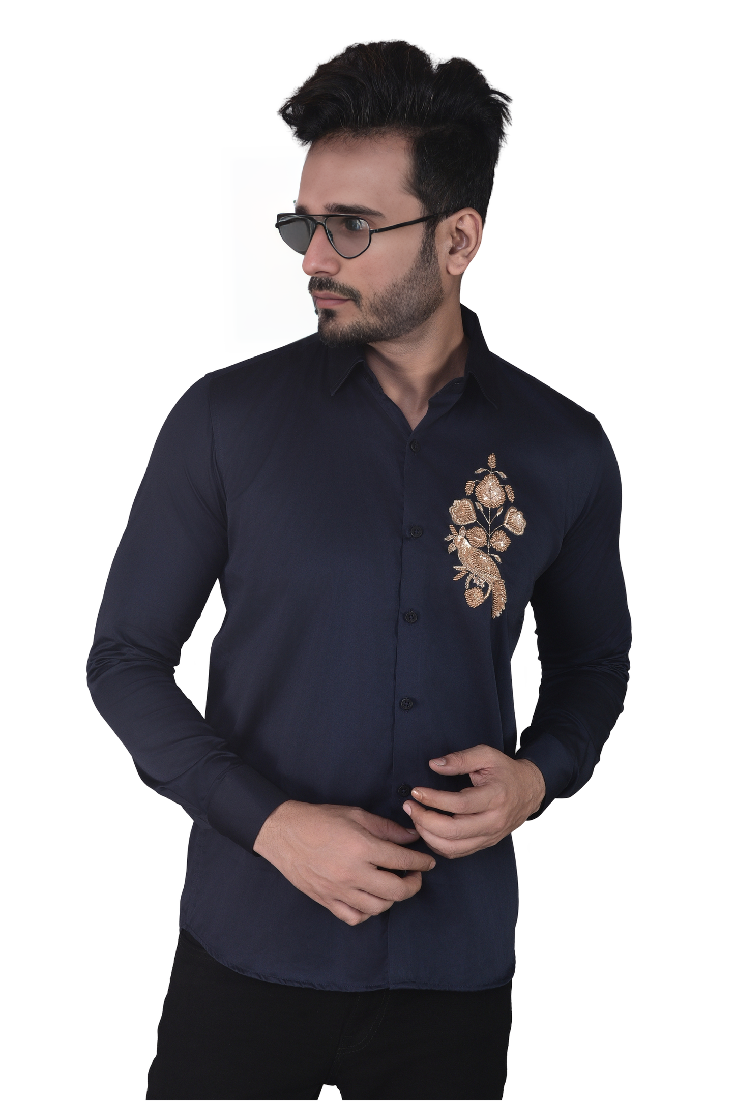 BIRD BEAUTIFULLY EMBROIDERED ON A SHIRT