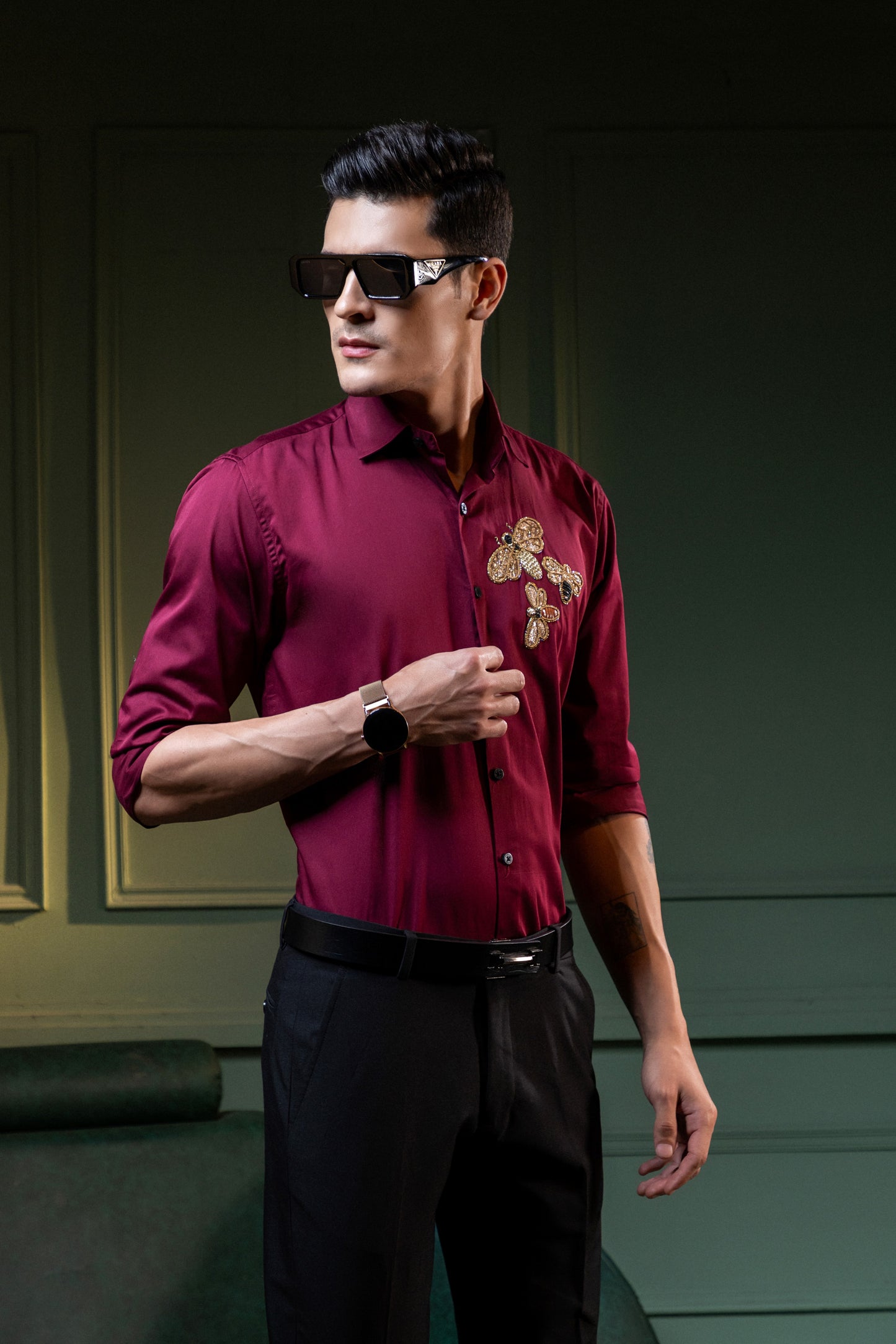 "HAND MADE EMBROIDERY SHIRT WITH HONEY BEE DESIGN IN MAROON"